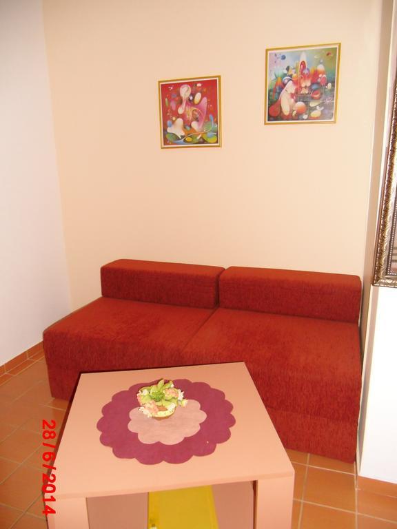 Karoski Apartments & Suites Ohrid Quarto foto
